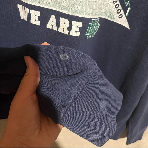 VTG Sweatshirt Blue Notre Dame Fighting Irish Y2K Size XL 2000 We Are Football - Picture 5 of 8
